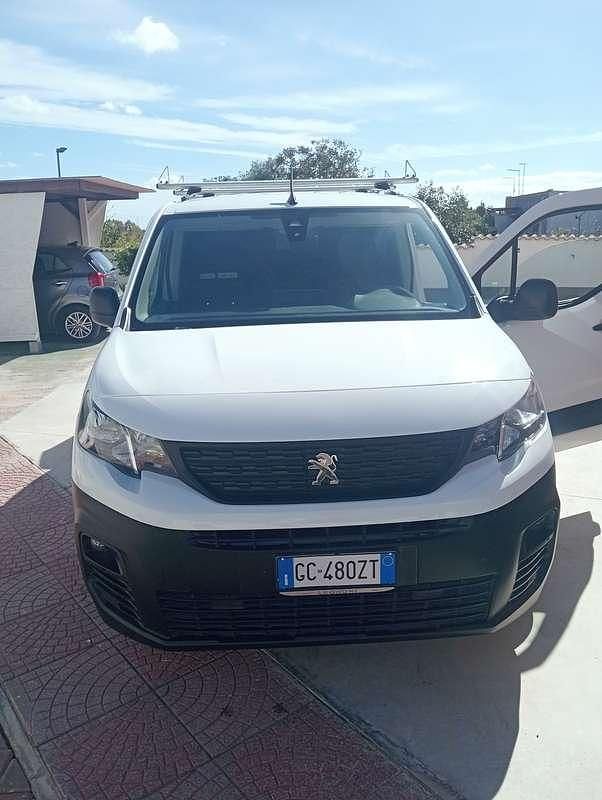 Usata Peugeot TePee Access 75 CV (55 kW) 2020 Bianco Furgone