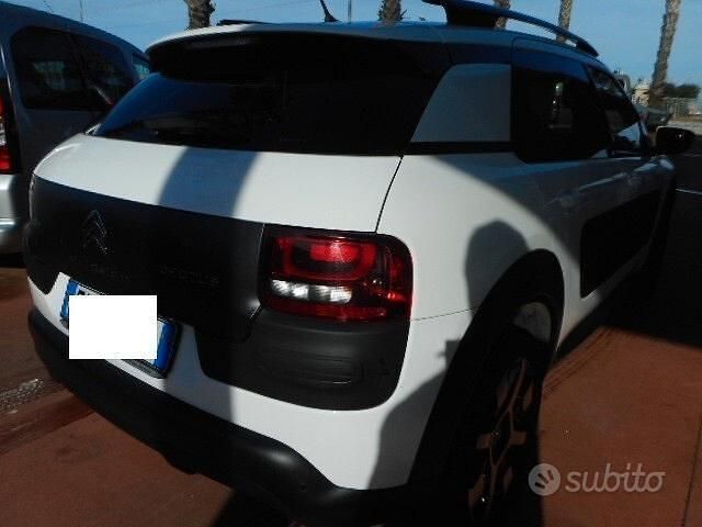 Usata Citroën C4 99 CV (72 kW) 2017 Bianco Berlina