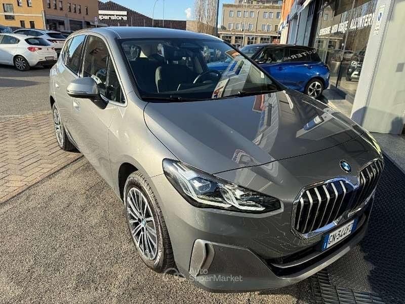 Usata BMW 218 Active Tourer Luxury Line 150 CV (110 kW) 2023 Grigio Monovolume