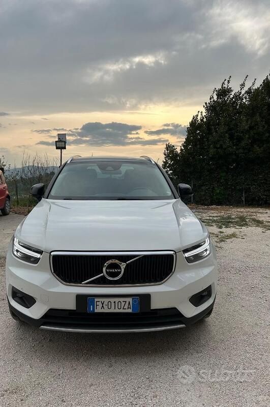 Usata Volvo XC40 150 CV (110 kW) 2018 SUV