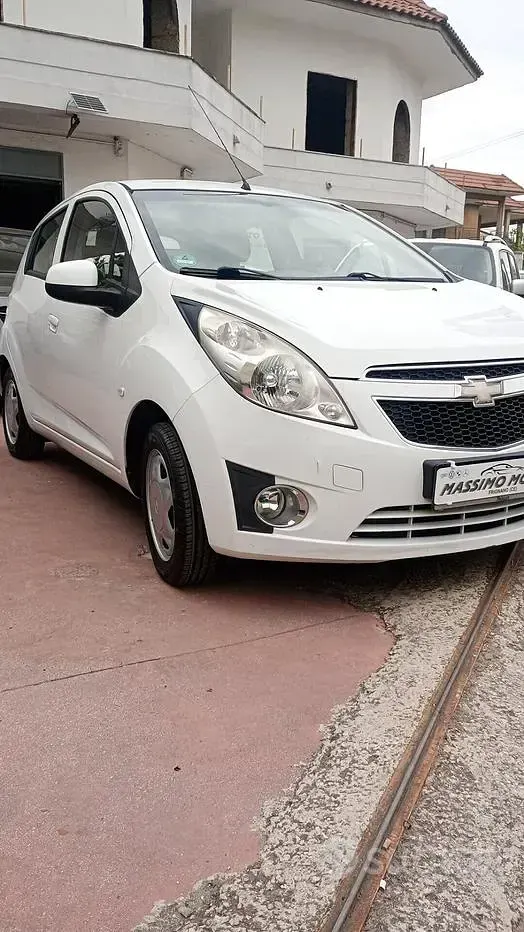 Usata Chevrolet Spark LS 68 CV (50 kW) 2012 Bianco Utilitaria