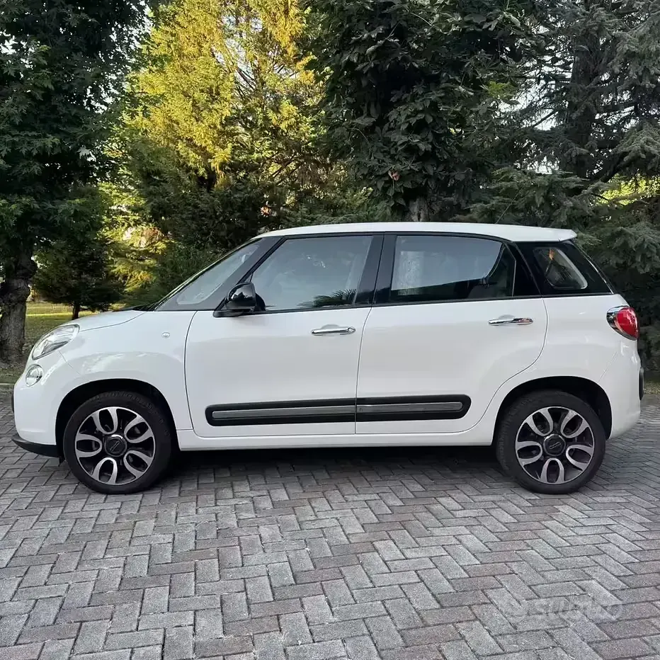 Usata Fiat 500L Easy 86 CV (63 kW) 2014 Bianco Monovolume