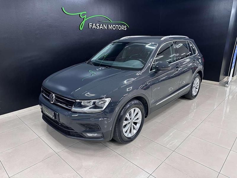 Usata VW Tiguan Life 131 CV (96 kW) 2020 Grigio SUV