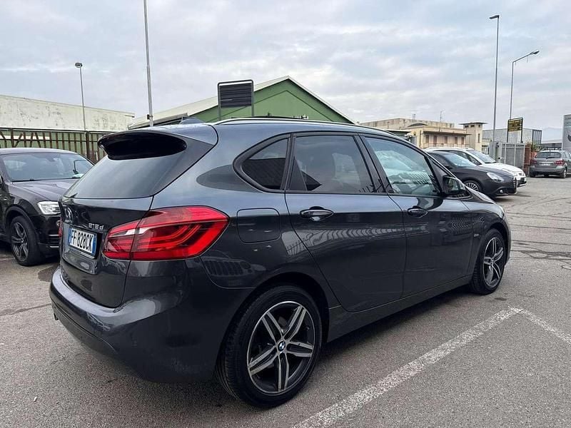 Usata BMW 218 Active Tourer Sport Line 150 CV (110 kW) 2016 Grigio Monovolume