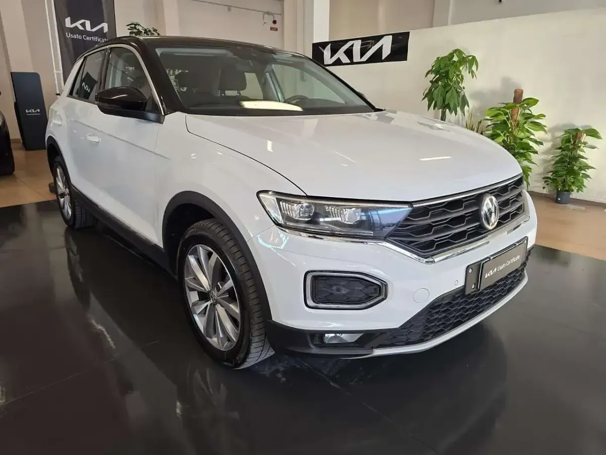 Usata VW T-Roc 150 CV (110 kW) 2018 Bianco SUV