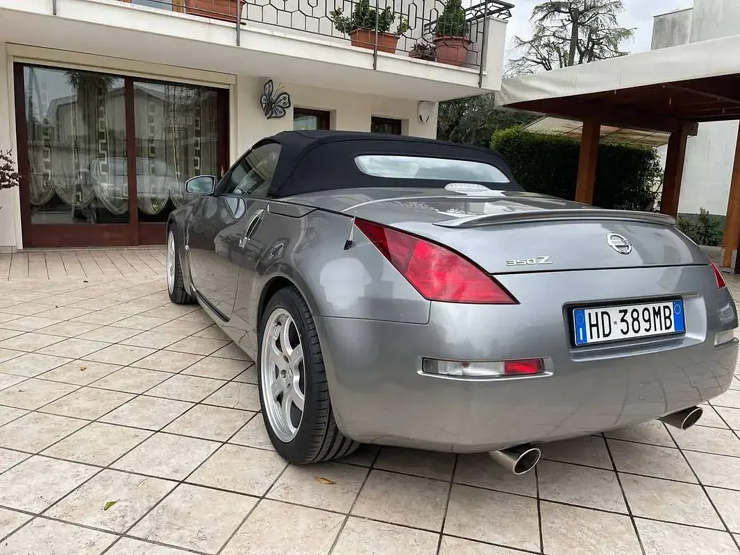 Usata Nissan 350Z 280 CV (205 kW) 2006 Grigio Cabrio