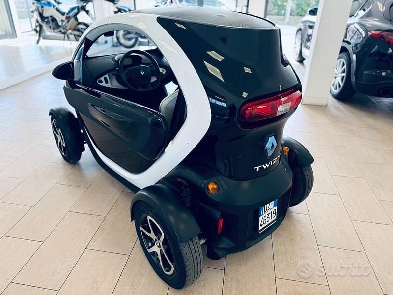 Usata Renault Twizy 12 kW (17 CV) 2013 Nero Utilitaria