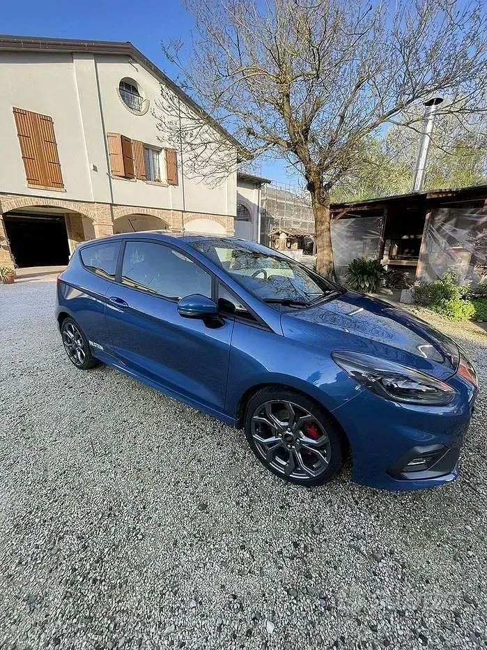 Usata Ford Fiesta ST 200 CV (147 kW) 2020 Bluazzurro Utilitaria