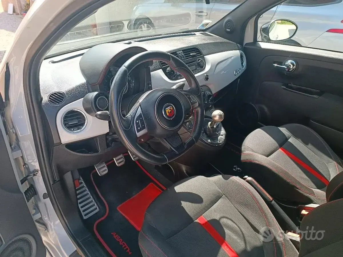 Usata Abarth 500 135 CV (99 kW) 2009 Utilitaria