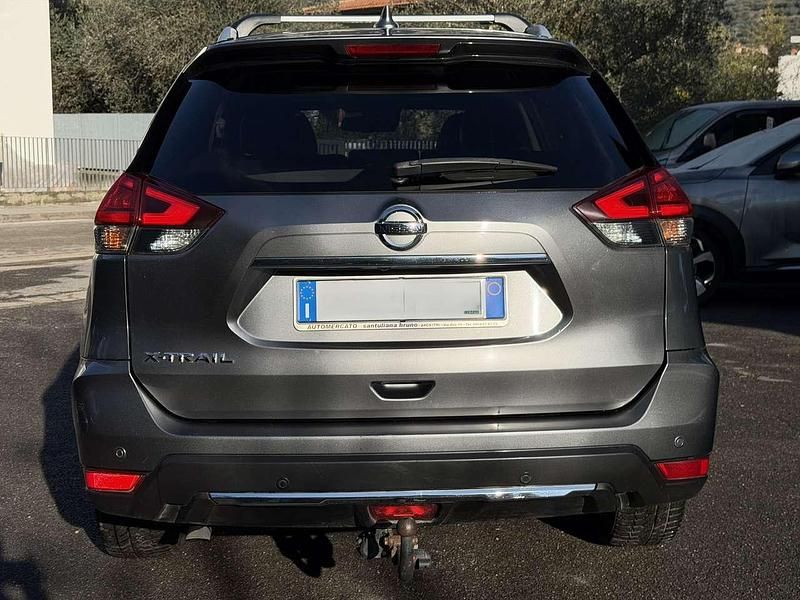 Usata Nissan X-Trail Tekna 131 CV (96 kW) 2019 Grigio SUV