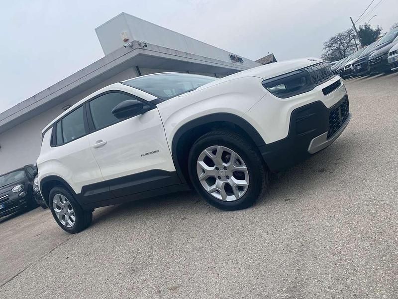 Usata Jeep Avenger Altitude 101 CV (74 kW) 2024 Bianco SUV
