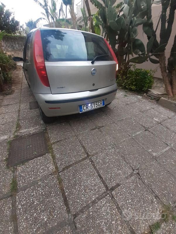 Usata Fiat Punto 2004 Grigio Utilitaria