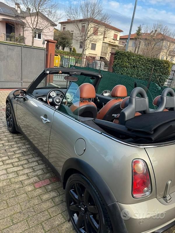 Usata Mini Cooper Cabriolet 116 CV (85 kW) 2007 Grigio Cabrio