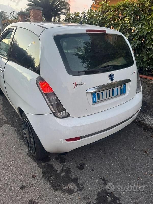 Usata Lancia Ypsilon 2006 Bianco Utilitaria