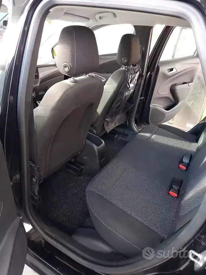 Usata Opel Crossland 2020 Nero SUV