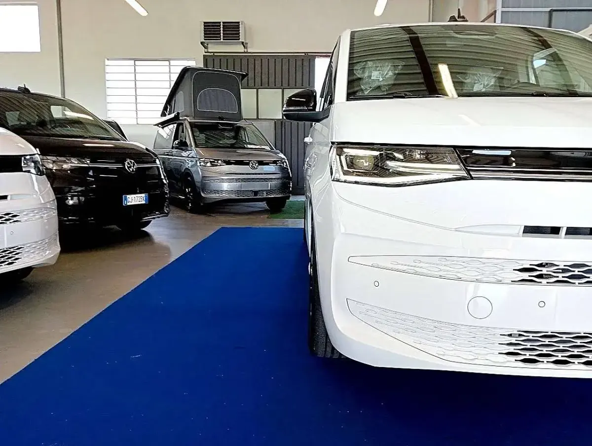 Nuova VW Multivan 245 CV (180 kW) 2026 Bianco Monovolume