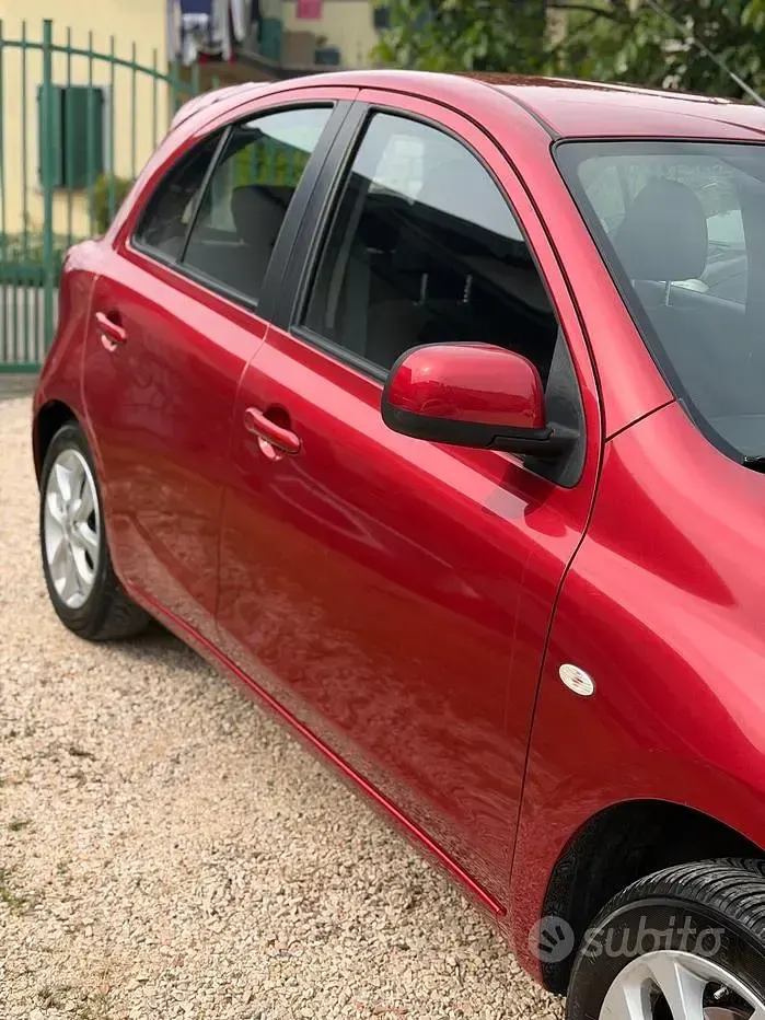 Usata Nissan Micra Acenta 80 CV (58 kW) 2015 Rosso Utilitaria
