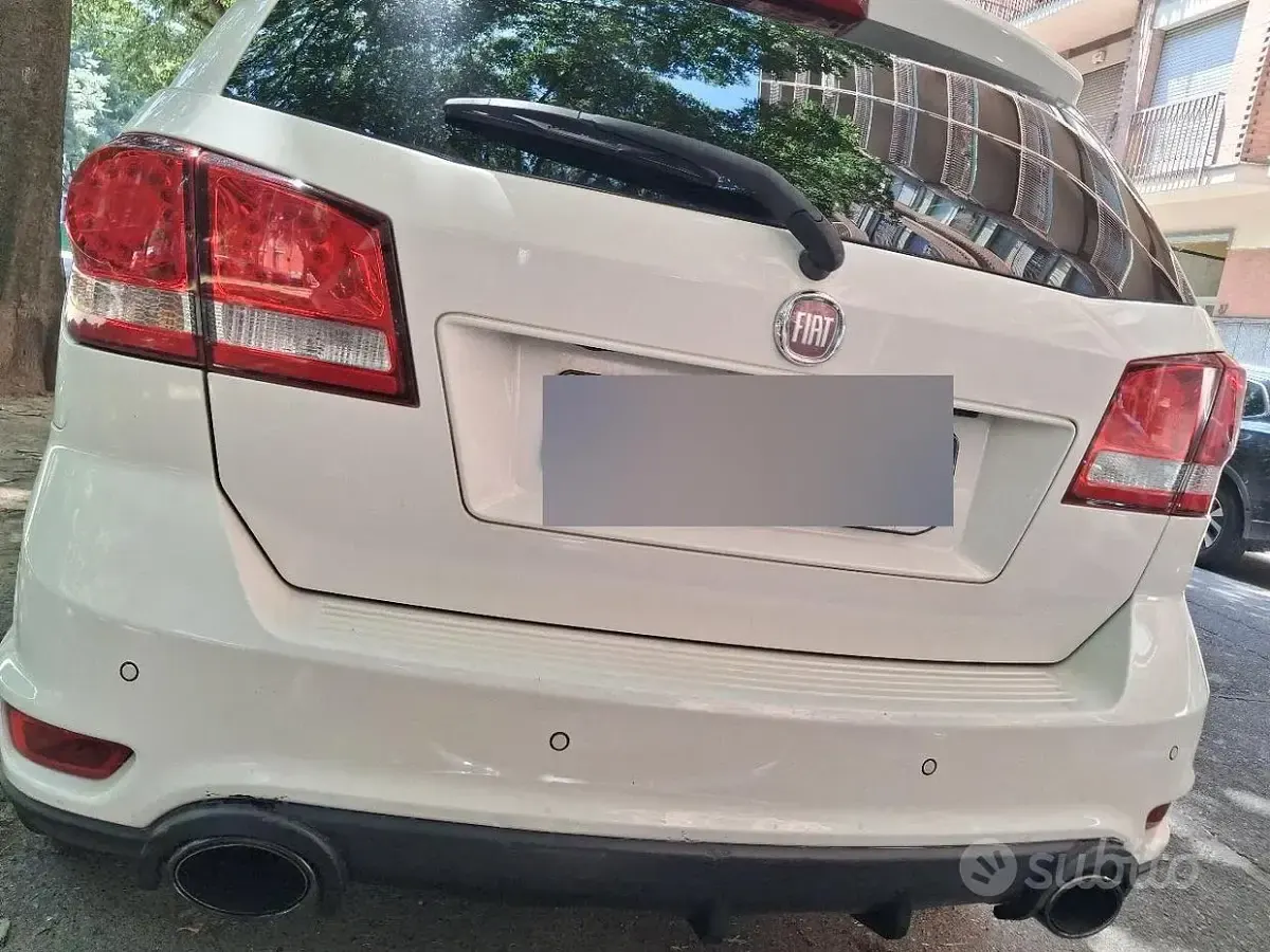 Usata Fiat Freemont 170 CV (125 kW) 2011 Bianco SUV