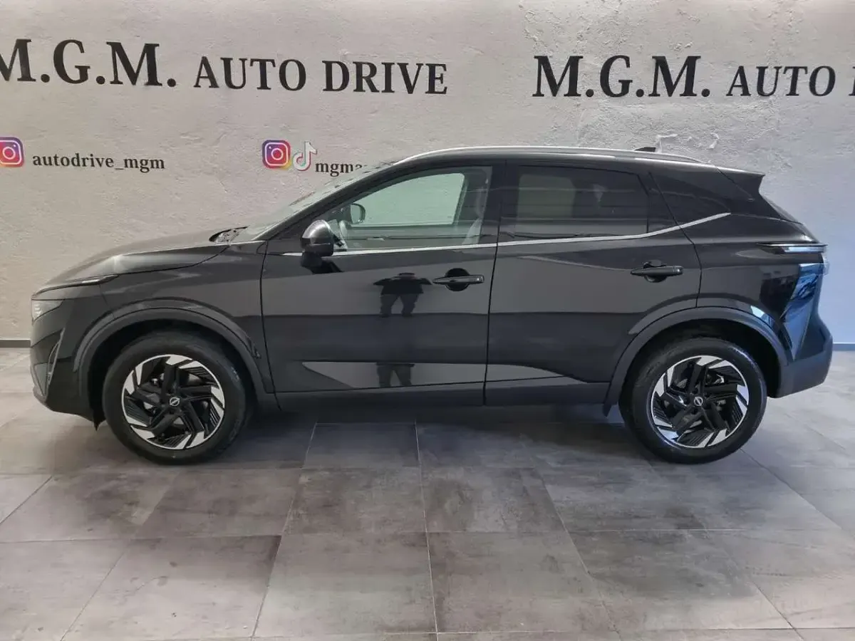 Nuova Nissan Qashqai N-Connecta 158 CV (116 kW) 2026 Nero SUV