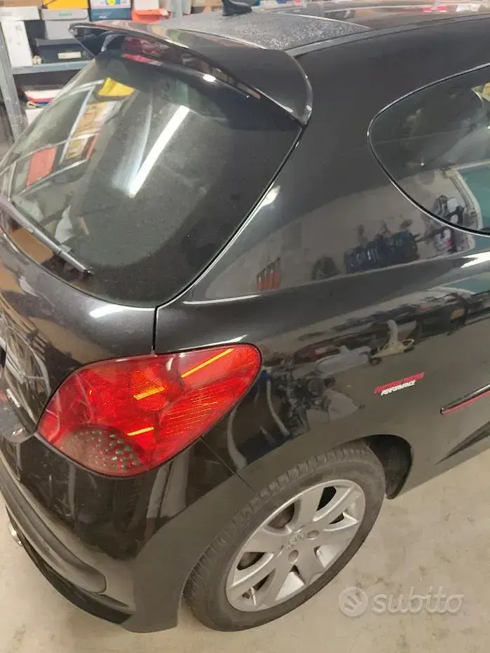 Usata Peugeot 207 GT 109 CV (80 kW) 2008 Nero Coupé