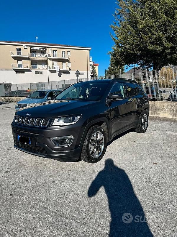 Usata Jeep Compass Limited 120 CV (88 kW) 2019 Grigio SUV