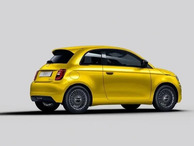 Nuova Fiat 500 Icon 65 CV (47 kW) 2026 Giallo