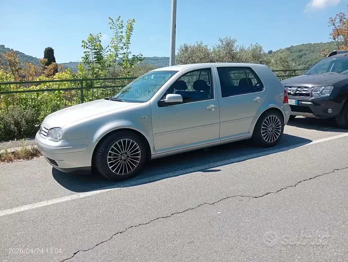 Usata VW Golf IV 100 CV (73 kW) 2000 Grigio Berlina