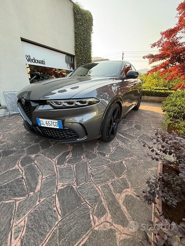 Usata Alfa Romeo Tonale Edizione Speciale 131 CV (96 kW) 2022 Grigio SUV
