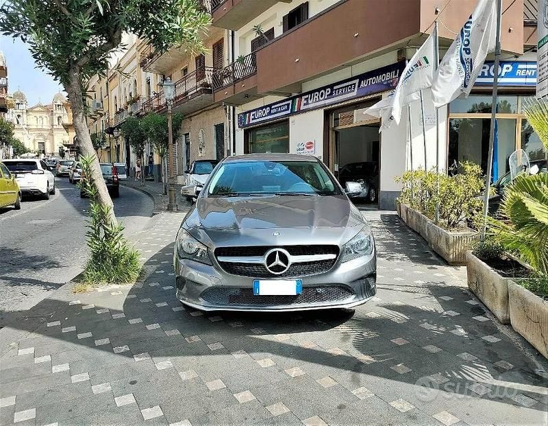 Usata Mercedes CLA220 Business 177 CV (130 kW) 2016 Berlina