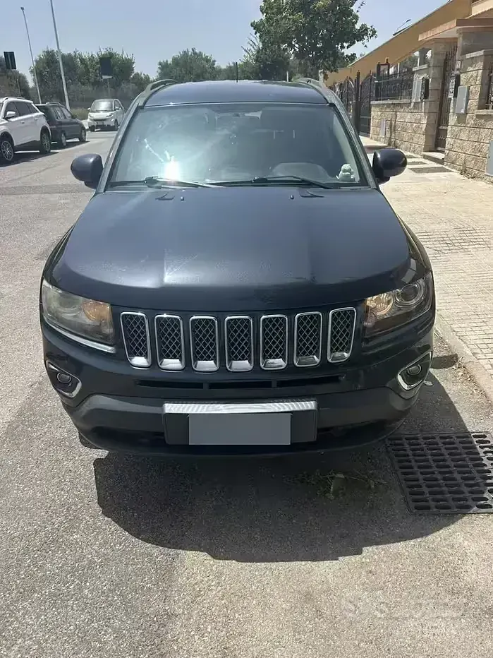 Usata Jeep Compass 163 CV (119 kW) 2013 Nero SUV