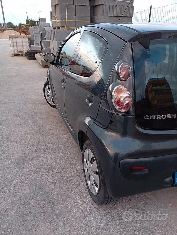 Usata Citroën C1 68 CV (50 kW) 2012 Grigio Utilitaria