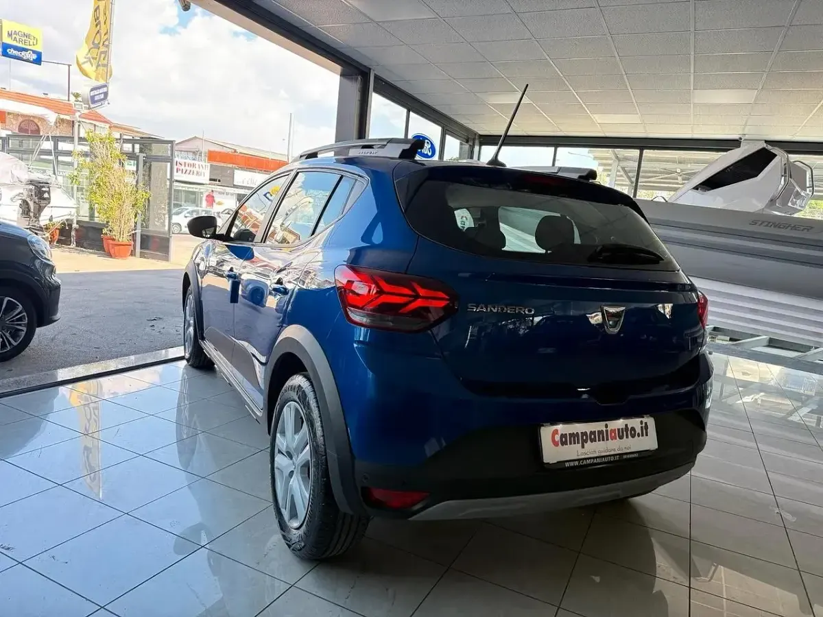 Usata Dacia Sandero Comfort 101 CV (74 kW) 2022 Blu Berlina