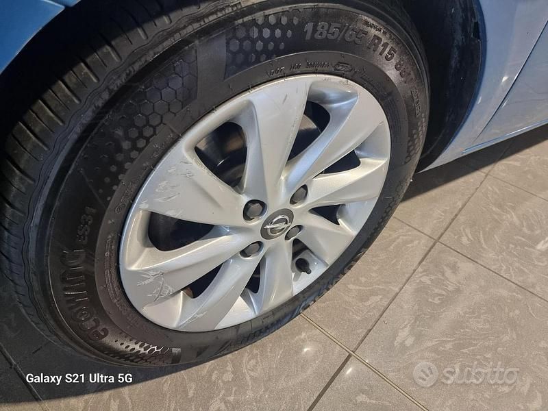 Usata Opel Corsa Cosmo 75 CV (55 kW) 2016 Blu/azzurro Berlina