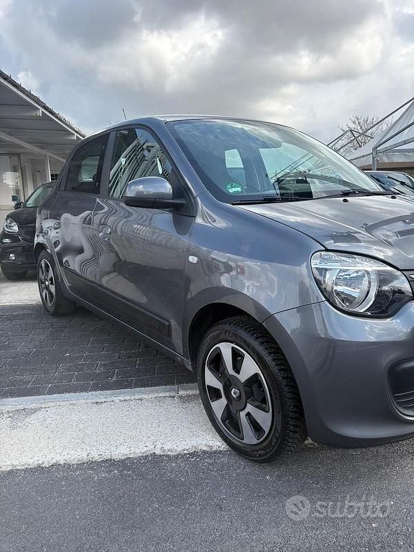 Usata Renault Twingo SE 71 CV (52 kW) 2016 Grigio Utilitaria