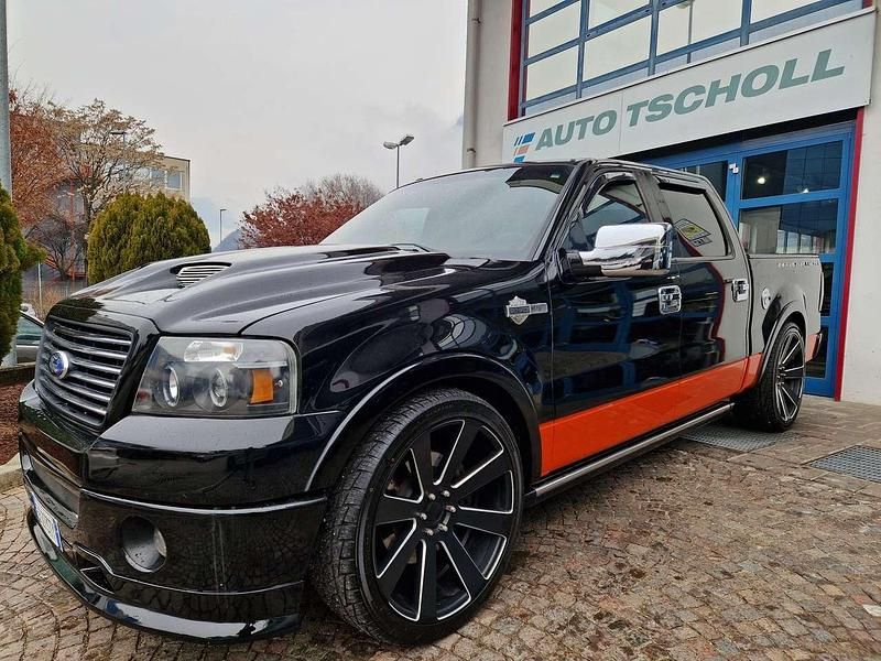 Usata Ford V8 305 CV (224 kW) 2007 Nero SUV