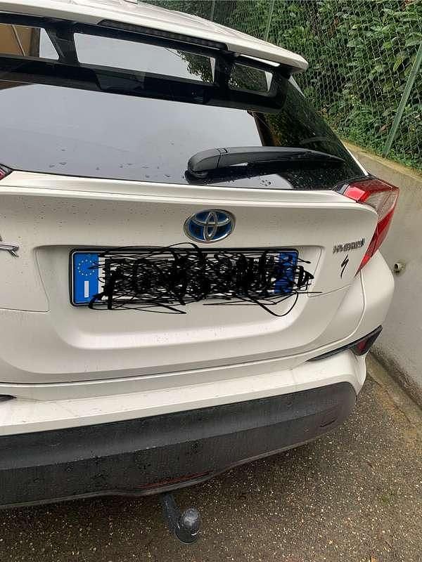 Usata Toyota C-HR Lounge 98 CV (72 kW) 2017 SUV