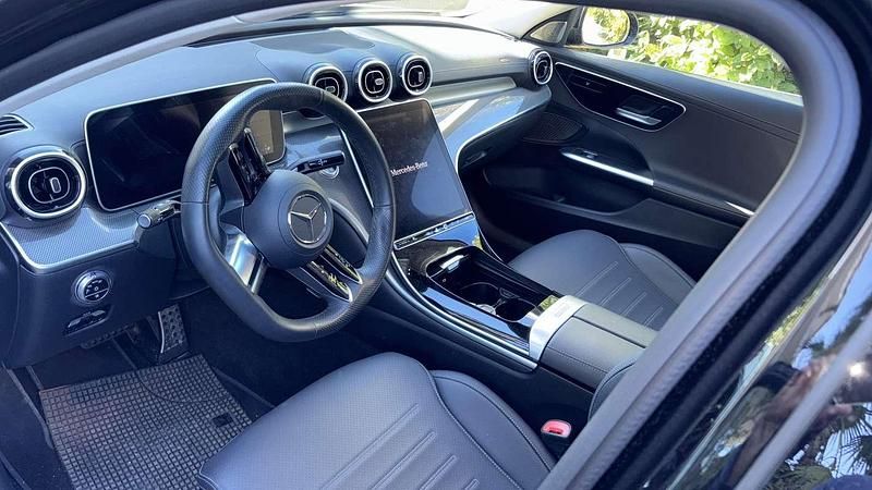 Usata Mercedes C220 AMG Line Premium 197 CV (144 kW) 2024 Berlina