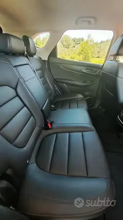 Usata MG HS Comfort 170 CV (125 kW) 2024 Nero SUV