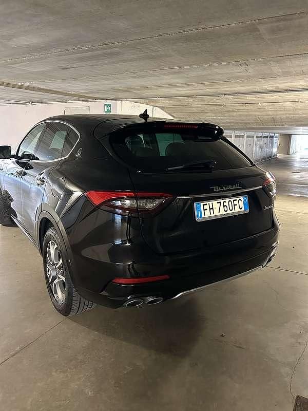 Usata Maserati Levante 250 CV (183 kW) 2017 SUV