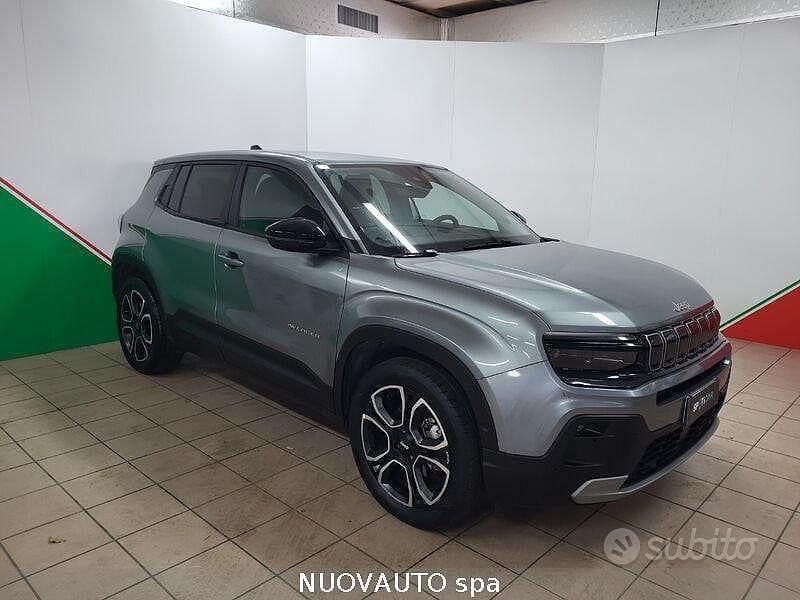 Usata Jeep Avenger Summit 101 CV (74 kW) 2025 Grigio SUV