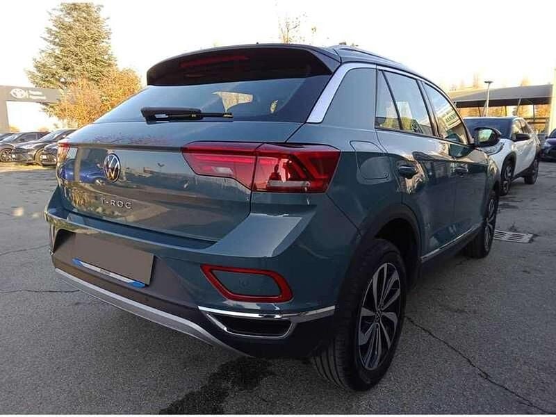 Usata VW T-Roc Style 150 CV (110 kW) 2023 Verde SUV