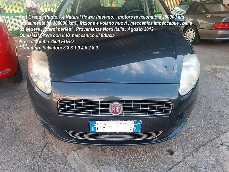 Nero Usata 2009 Fiat Grande Punto Dynamic Due volumi | 2300 € (Buon prezzo) - Immagine 1/4