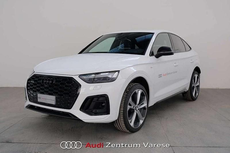 Bianco metallizzato Usata 2024 Audi Q5 Sportback Exclusive SUV | 63.500 € (Buon prezzo) - Immagine 1/4