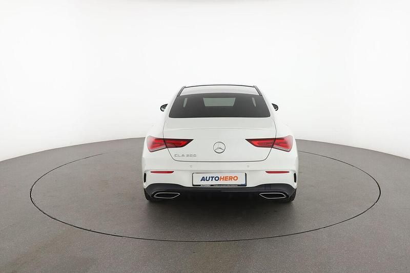 Usata Mercedes CLA200 AMG line 163 CV (119 kW) 2021 Bianco Berlina