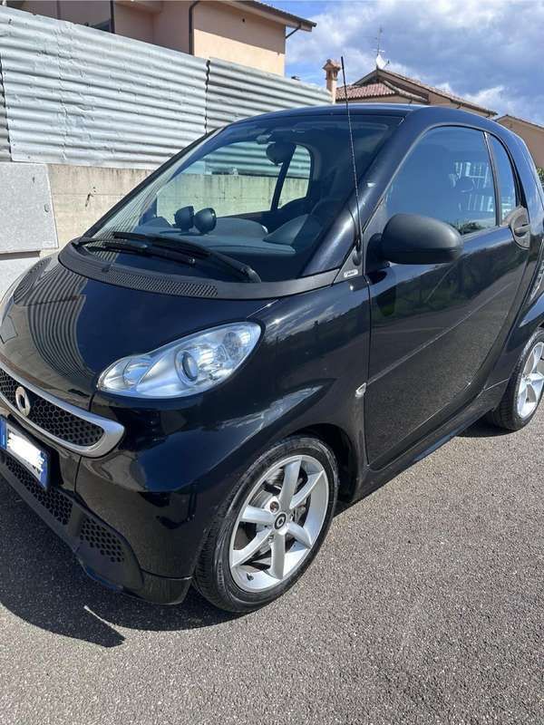 Nero Usata 2013 Smart ForTwo Coupé Pulse Coupé | 5500 € (Ottimo prezzo) - Immagine 1/4