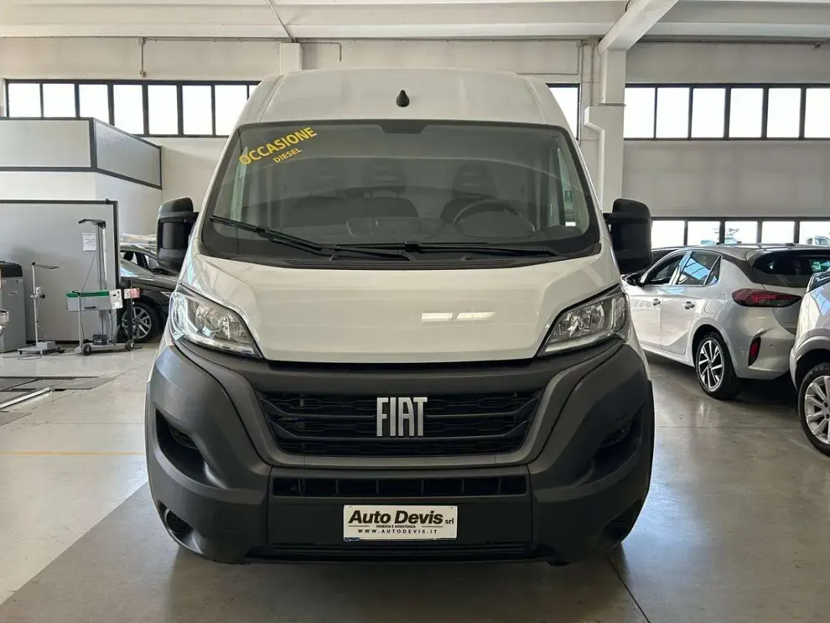 Usata Fiat Ducato 140 CV (102 kW) 2023 Bianco Furgone