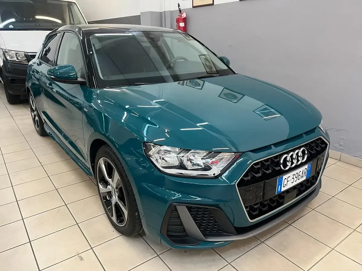 Usata Audi A1 Admired 149 CV (109 kW) 2020 Verde SUV
