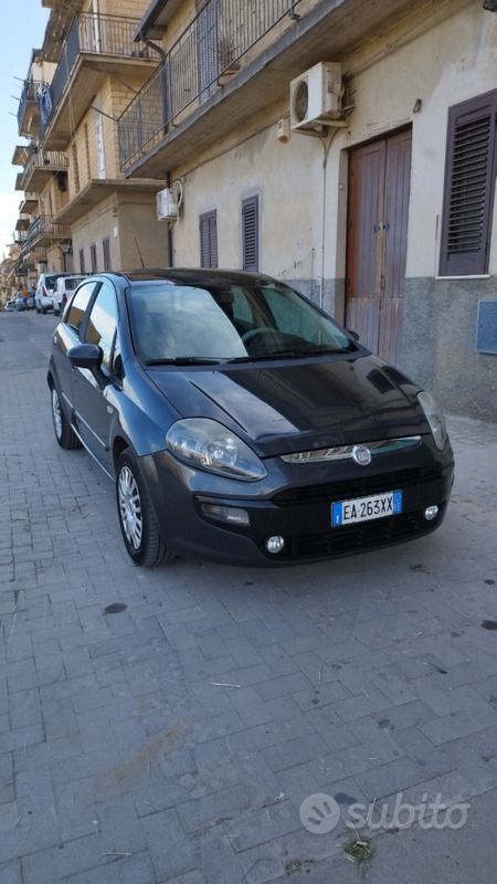 Usata Fiat Punto Evo 75 CV (55 kW) 2011 Grigio Utilitaria