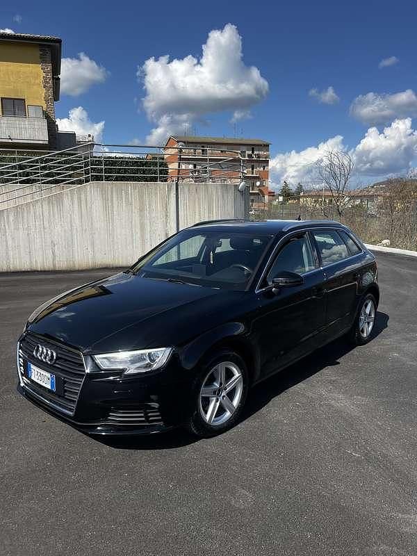 Usata Audi A3 Business 116 CV (85 kW) 2018 Nero Berlina