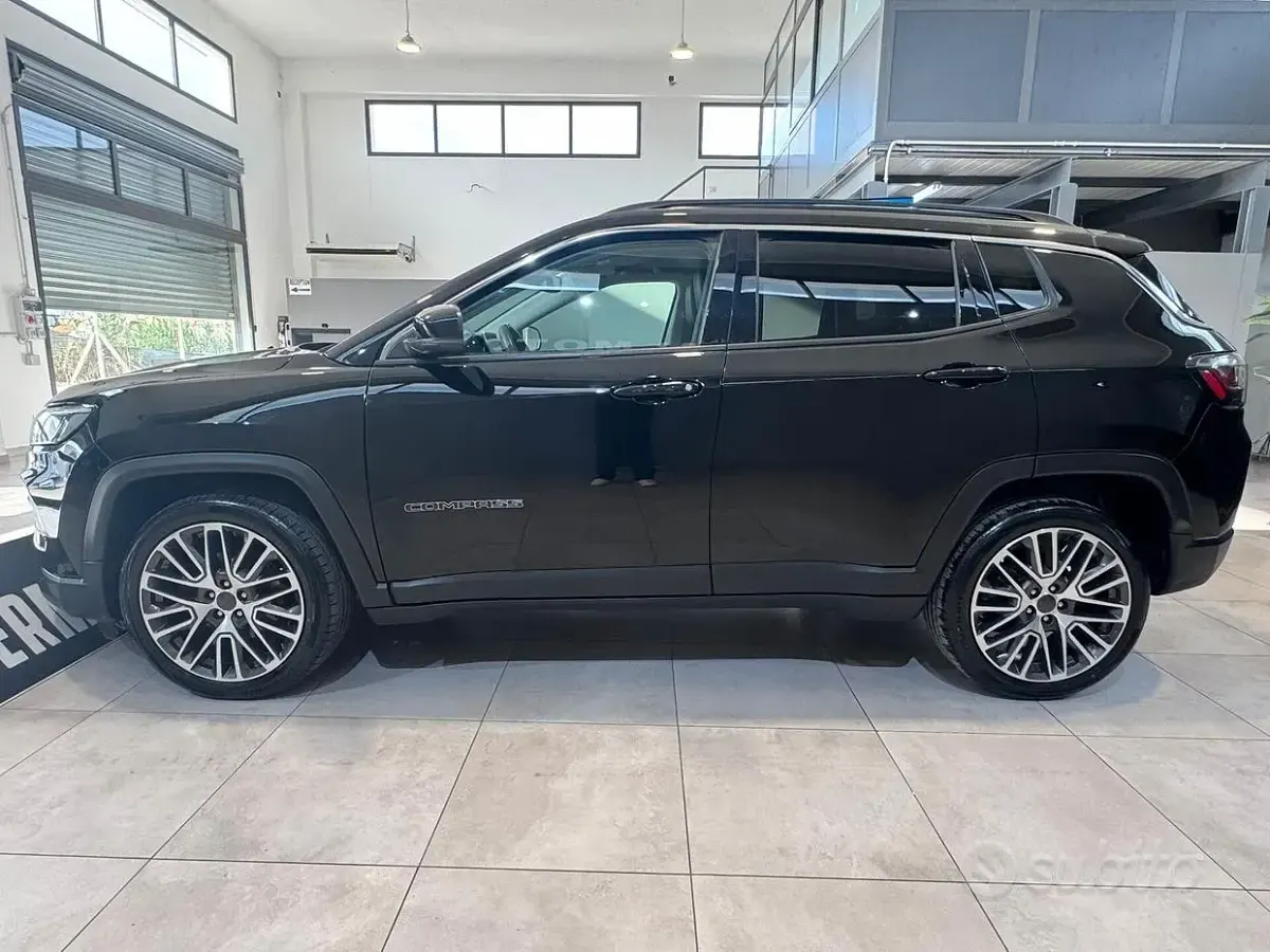 Usata Jeep Compass Limited 131 CV (96 kW) 2022 Nero SUV